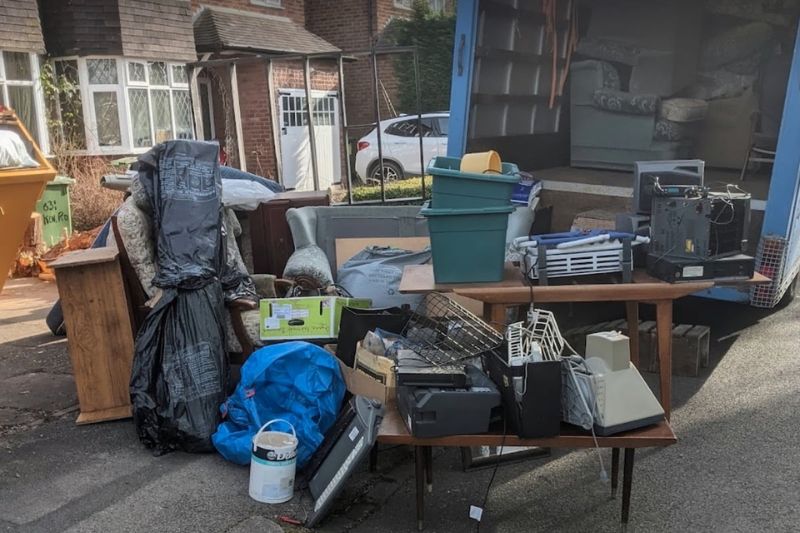 Loft Clearance in Wellingborough: Complete Home Declutter